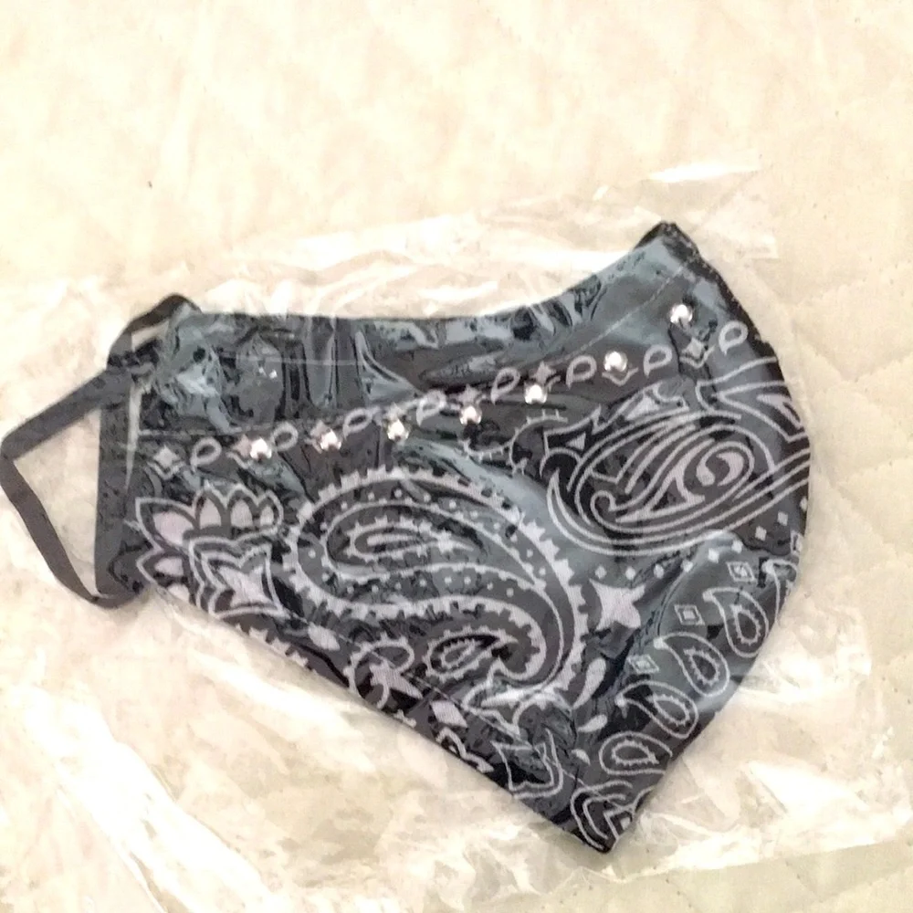 Black and White Paisley Face Mask with Stud Accents